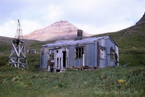 <1969-3
